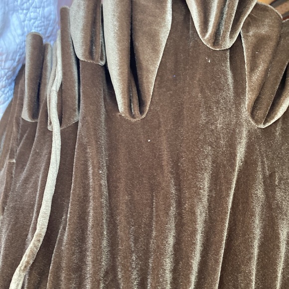 Velvet Ruffle Mini Skirt - Picture 5 of 7